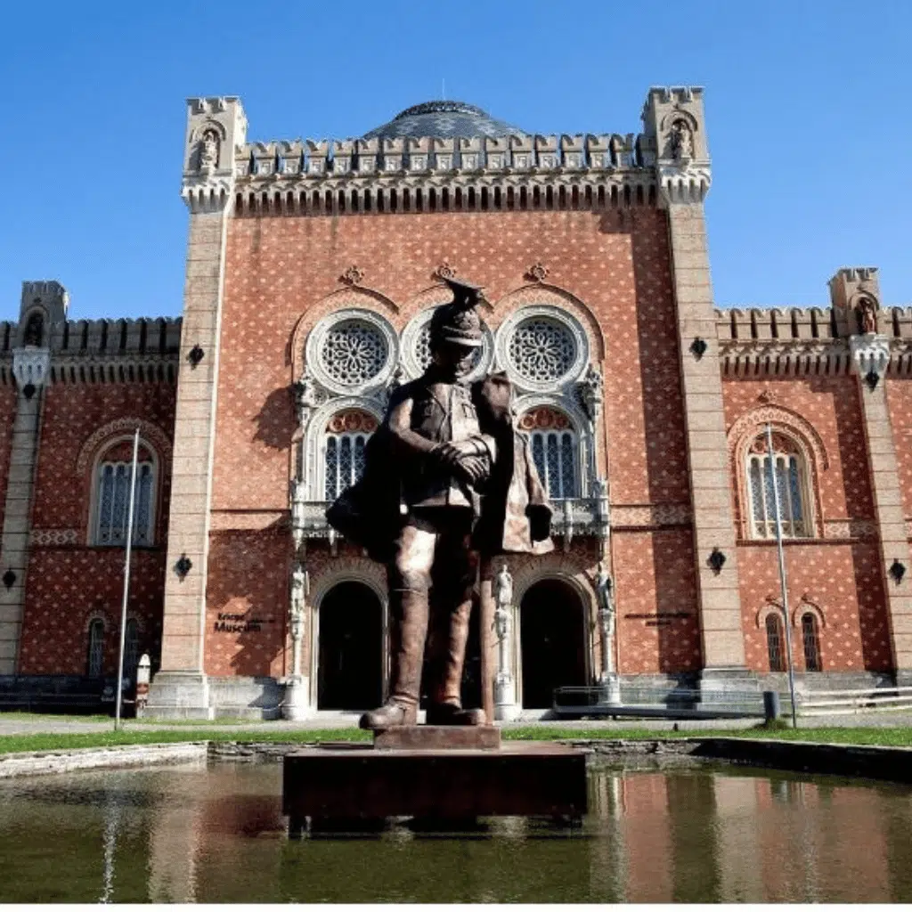 Visitar em Viena: Museu da história militar